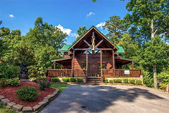 awesome getaway 4 bedroom pet friendly cabin Pigeon Forge by Cabins for You