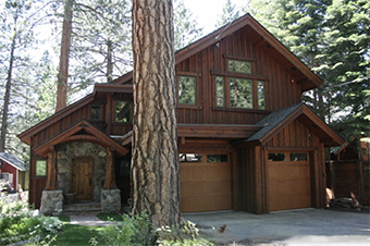 brockway treehouse 4 bedroom pet friendly cabin north lake tahoe by Tahoe Moon Properties