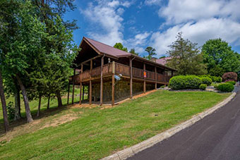 making memories 1 bedroom pet friendly cabin in Pigeon Forge by Fireside Chalets