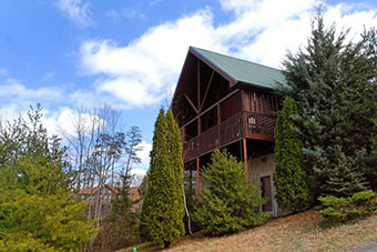 my pigeon forge 3  bedroom pet friendly cabin in Pigeon Forge by Fireside Chalets