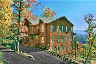 a view for all seasons 12 bedroom pet friendly cabin in Gatlinburg by Alpine Chalet Rentals