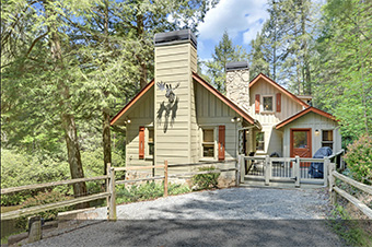 forever friday 4 bedroom pet friendly cabin north georgia mountains by Sliding Rock Cabins